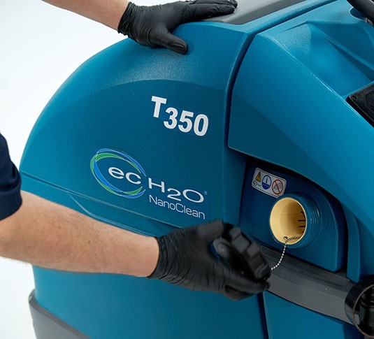 T350 Fregadora de suelo con conductor de pie alt 6